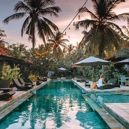 Belukar Villas Gili Trawangan Exterior photo